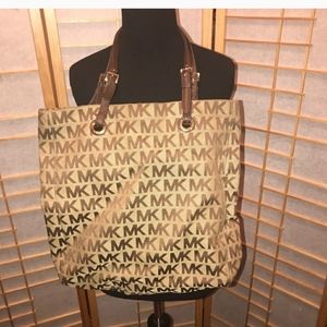 MK Tote